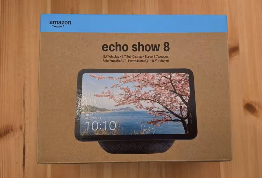 Echo Show 8 confezionato