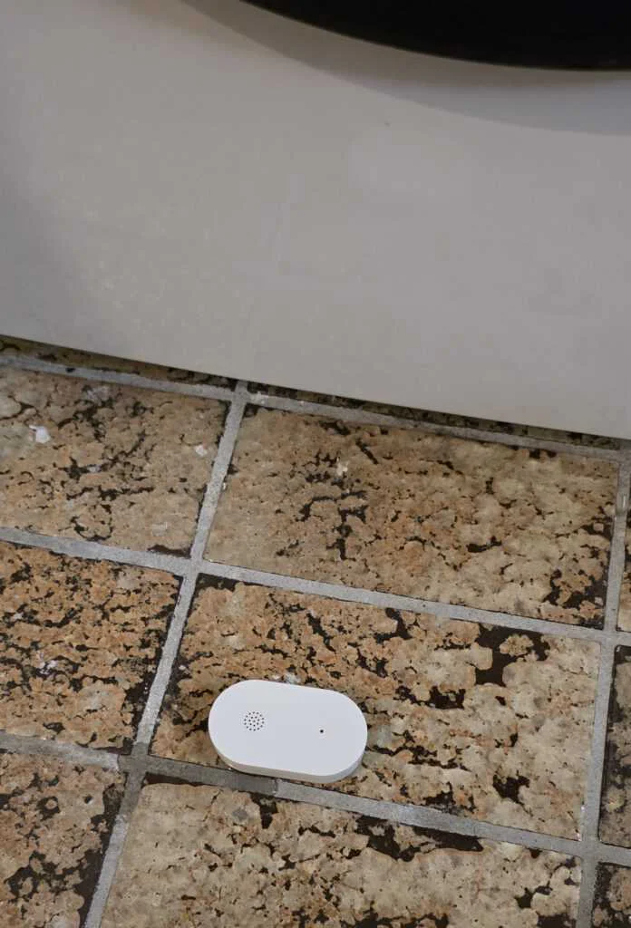 KLIPPBOK water leak sensor detects water